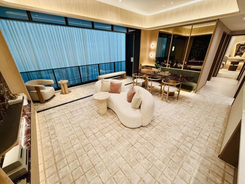 Amberwood at Holland, Tanglin / Holland / Bukit Timah, 4 Bedrooms, 1,141 sqft, Condominium For Sale, by Murphy Lee, 500273911 - Living Room - PropertyGuru.com.sg