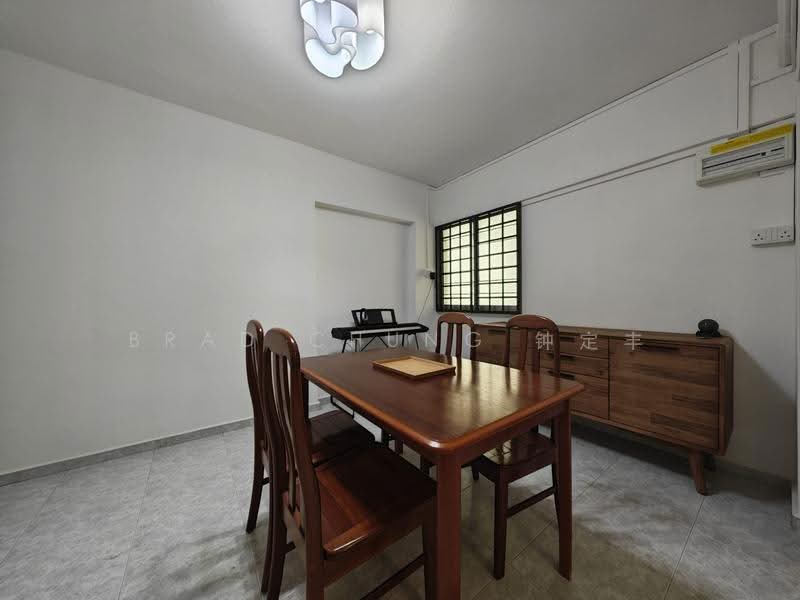 234 Ang Mo Kio Avenue 3, 234 Ang Mo Kio Avenue 3, Ang Mo Kio / Bishan / Thomson, 3 Bedrooms, 1,097 sqft, HDB Flat For Sale, by Brad Chung 钟定丰, 500273927 - Dining Room - PropertyGuru.com.sg