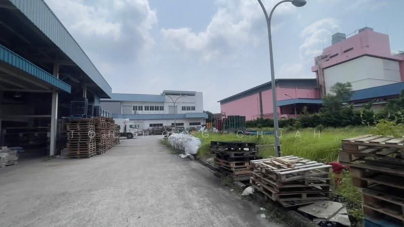 Senoko Crescent, 19, Sembawang / Yishun, 78,141 sqft, Factory / Workshop (B2) For Sale, by Toh Hong Chuah, 500273929 - CommercialGuru.com.sg
