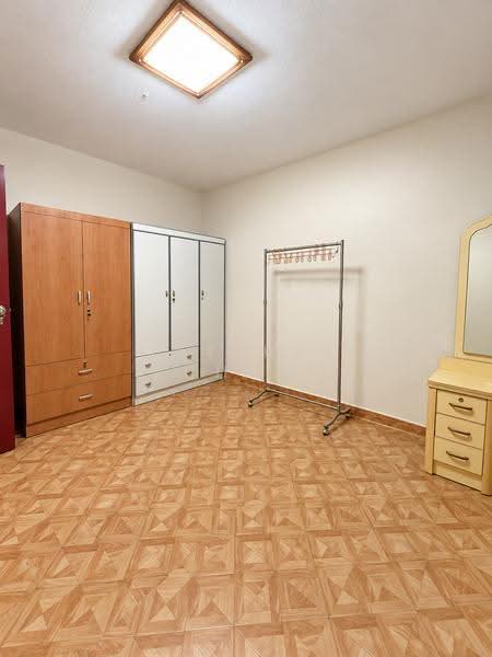 126 Lorong 1 Toa Payoh, 126 Lorong 1 Toa Payoh, Balestier / Toa Payoh, Room Rental, 120 sqft, HDB Flat For Rent, by Matthew Chow, 500273930 - Big Common Room - PropertyGuru.com.sg