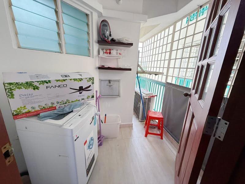 Melville Park, 26 Simei Street 1, Pasir Ris / Tampines, 2 Bedrooms, 958 sqft, Apartment For Rent, by Ken Tan, 500273934 - Balcony - PropertyGuru.com.sg