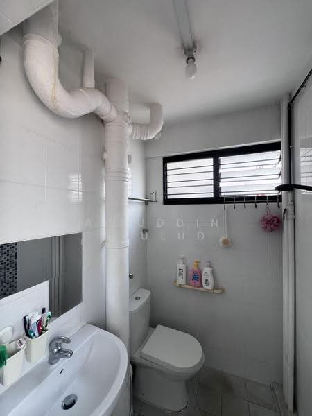 826 Tampines Street 81, 826 Tampines Street 81, Pasir Ris / Tampines, 2 Bedrooms, 700 sqft, HDB Flat For Sale, by Aizuddin Maulud, 500273944 - PropertyGuru.com.sg
