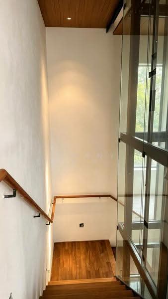Serangoon Garden Estate, Cooling Close, Hougang / Punggol / Sengkang, 5 Bedrooms, 3,500 sqft, Semi-Detached House For Sale, by Johnny Chia Pu Joo, 500273979 - Interior - PropertyGuru.com.sg