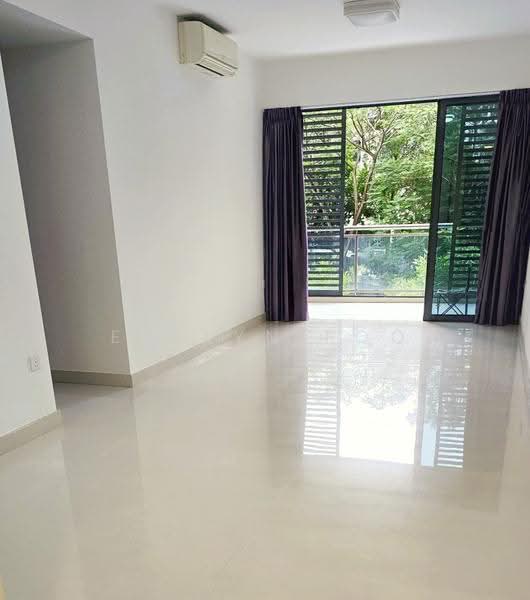 Parc Olympia, 66 Flora Drive, Changi Airport / Changi Village, 3 Bedrooms, 990 sqft, Condominium For Sale, by Evelyn Foo, 500273981 - Living and Dining area - PropertyGuru.com.sg