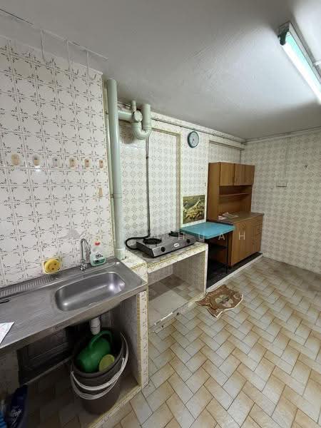 10 Haig Road, 10 Haig Road, East Coast / Marine Parade, 3 Bedrooms, 700 sqft, HDB Flat For Sale, by Alex Chuah, 500273993 - Kitchen - PropertyGuru.com.sg