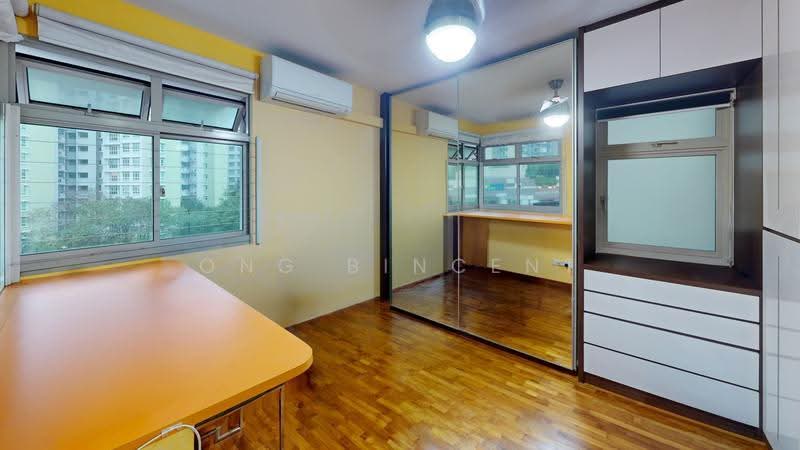 272B Sengkang Central, 272B Sengkang Central, Hougang / Punggol / Sengkang, 3 Bedrooms, 1,003 sqft, HDB Flat For Sale, by Ong Bincent, 500274002 - Bedroom - PropertyGuru.com.sg