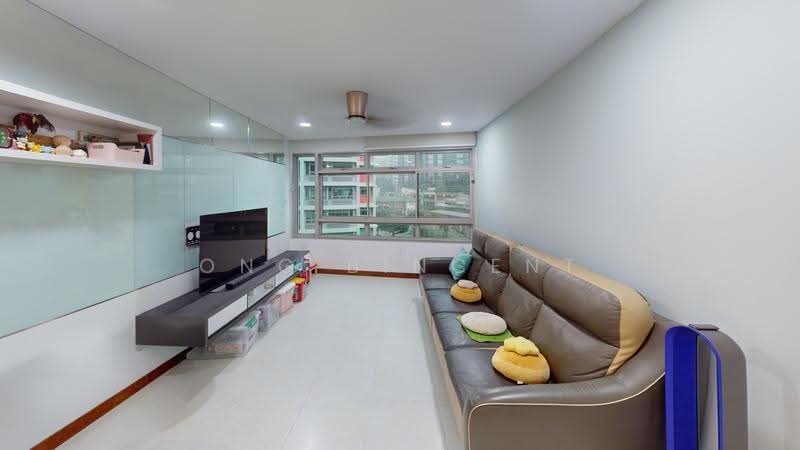 272B Sengkang Central, 272B Sengkang Central, Hougang / Punggol / Sengkang, 3 Bedrooms, 1,003 sqft, HDB Flat For Sale, by Ong Bincent, 500274002 - Living Room - PropertyGuru.com.sg