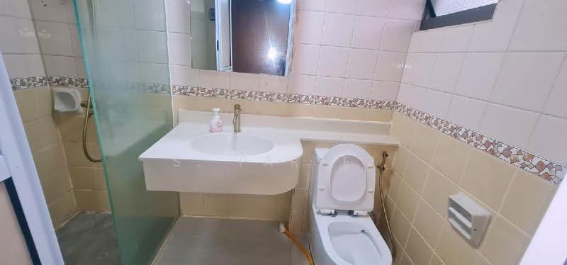 677C Jurong West Street 64, 677C 677C, Boon Lay / Jurong / Tuas, 3 Bedrooms, 1,184 sqft, HDB Flat For Sale, by S. Parvez, 500274009 - PropertyGuru.com.sg