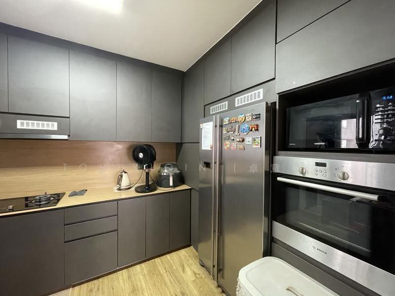 812B Choa Chu Kang Avenue 7, 812B Choa Chu Kang Avenue 7, Dairy Farm / Bukit Panjang / Choa Chu Kang, 4 Bedrooms, 1,216 sqft, HDB Flat For Sale, by Toh YiQin (卓意钦), 500274013 - Kitchen - PropertyGuru.com.sg