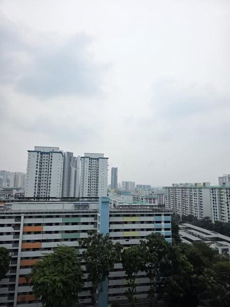 230 Lorong 8 Toa Payoh, 230 Lorong 8 Toa Payoh, Balestier / Toa Payoh, 3 Bedrooms, 1,227 sqft, HDB Flat For Sale, by Julius WL Fock, 500274014 - Exterior - PropertyGuru.com.sg