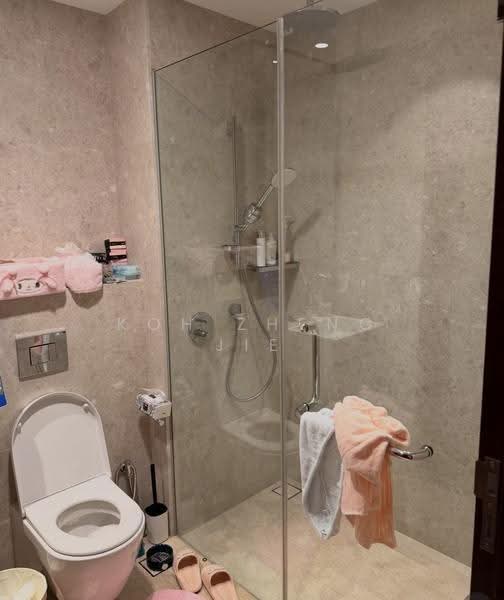 One Draycott, 1 Draycott Park, Tanglin / Holland / Bukit Timah, 2 Bedrooms, 797 sqft, Condominium For Rent, by Koh Zheng Jie, 500274037 - master Bathroom 主卧卫生间 - PropertyGuru.com.sg