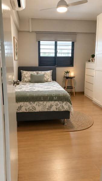 306 Clementi Avenue 4, 306 Clementi Avenue 4, Buona Vista / West Coast / Clementi New Town, 2 Bedrooms, 721 sqft, HDB Flat For Sale, by Yi Long Lim, 500274048 - Bedroom - PropertyGuru.com.sg