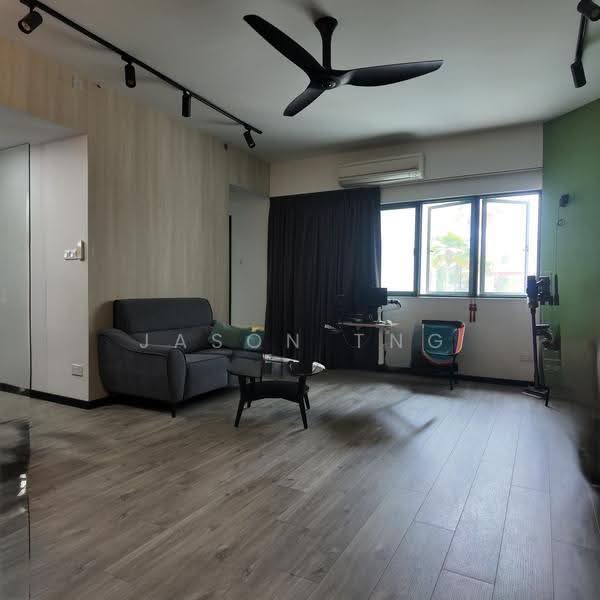 Stratford Court, 41A Bedok Ria Crescent, Bedok / Upper East Coast, 2 Bedrooms, 915 sqft, Condominium For Rent, by Jason Tng, 500274056 - Living Room - PropertyGuru.com.sg