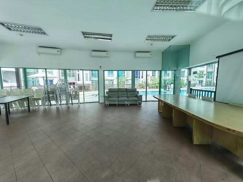 The Sunny Spring, 50 Lorong 40 Geylang, Eunos / Geylang / Paya Lebar, 3 Bedrooms, 1,238 sqft, Apartment For Rent, by Ong Bincent, 500274061 - Lobby - PropertyGuru.com.sg