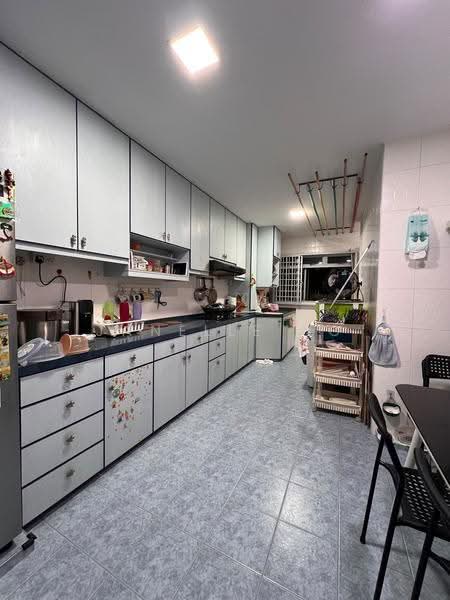 916 Jurong West Street 91, 916 Jurong West Street 91, Boon Lay / Jurong / Tuas, 2 Bedrooms, 786 sqft, HDB Flat For Sale, by Janelle Ho, 500274065 - Kitchen - PropertyGuru.com.sg