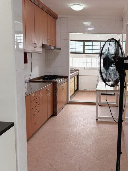 553 Woodlands Drive 44, 553 Woodlands Drive 44, Admiralty / Woodlands, 3 Bedrooms, 1,076 sqft, HDB Flat For Rent, by Martin Du, 500274067 - Kitchen - PropertyGuru.com.sg