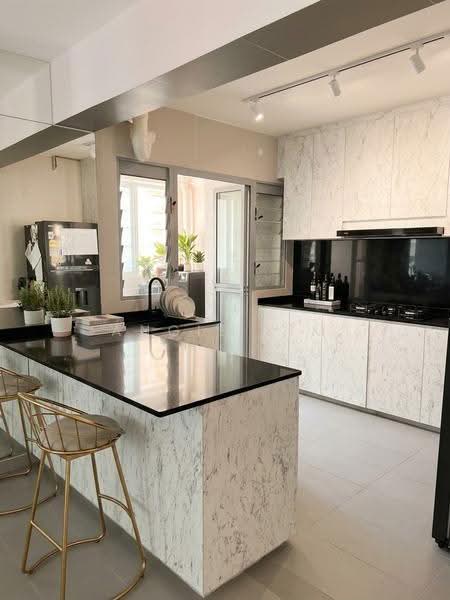 684B Edgedale Plains, 684B Edgedale Plains, Hougang / Punggol / Sengkang, 3 Bedrooms, 1,001 sqft, HDB Flat For Rent, by Angie Lim, 500274069 - Kitchen - PropertyGuru.com.sg