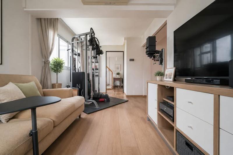 431 Ang Mo Kio Avenue 10, 431 Ang Mo Kio Avenue 10, Ang Mo Kio / Bishan / Thomson, 3 Bedrooms, 1,281 sqft, HDB Flat For Sale, by Tan Hui Ping (Annie), 500274079 - Living Room - PropertyGuru.com.sg