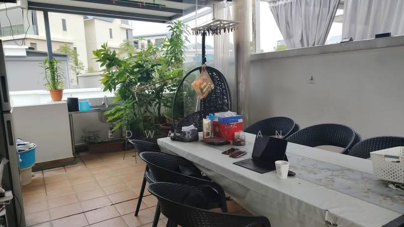 The Shaughnessy, 2 Miltonia Close, Sembawang / Yishun, 5 Bedrooms, 3,304 sqft, Cluster House For Sale, by Edward Tan, 500274082 - Balcony - PropertyGuru.com.sg
