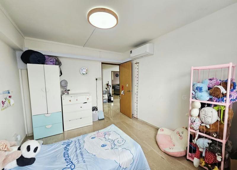 714 Ang Mo Kio Avenue 6, 714 Ang Mo Kio Avenue 6, Ang Mo Kio / Bishan / Thomson, 3 Bedrooms, 1,281 sqft, HDB Flat For Sale, by Nicholas Huang, 500274084 - Bedroom - PropertyGuru.com.sg