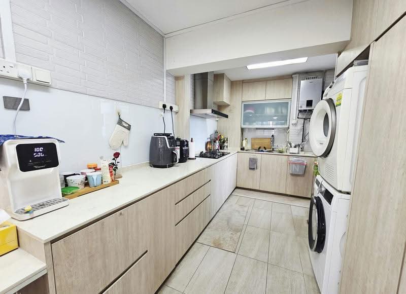 714 Ang Mo Kio Avenue 6, 714 Ang Mo Kio Avenue 6, Ang Mo Kio / Bishan / Thomson, 3 Bedrooms, 1,281 sqft, HDB Flat For Sale, by Nicholas Huang, 500274084 - Kitchen - PropertyGuru.com.sg