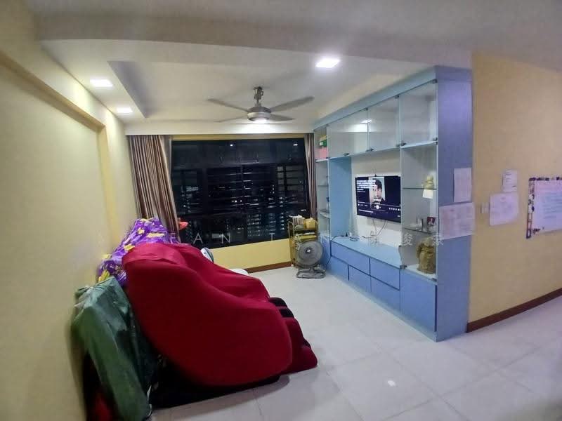 807B Choa Chu Kang Avenue 1, 807B Choa Chu Kang Avenue 1, Dairy Farm / Bukit Panjang / Choa Chu Kang, 3 Bedrooms, 990 sqft, HDB Flat For Sale, by Stefan Tan 陳俊豪, 500274096 - Living Room - PropertyGuru.com.sg
