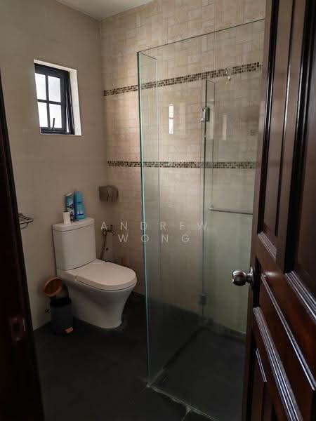 Frankel Estate, Siglap View, East Coast / Marine Parade, Room Rental, 300 sqft, Terraced House For Rent, by Andrew Wong, 500274105 - Bathroom - PropertyGuru.com.sg