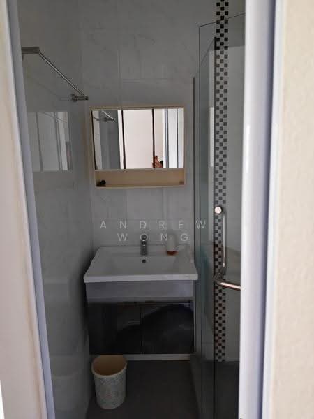 Frankel Estate, Siglap View, East Coast / Marine Parade, Room Rental, 300 sqft, Terraced House For Rent, by Andrew Wong, 500274105 - Bathroom - PropertyGuru.com.sg
