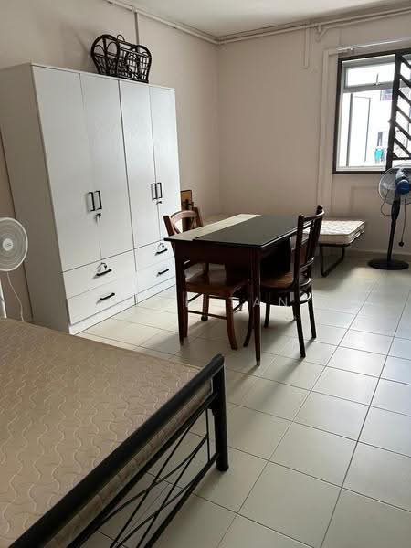 879 Tampines Avenue 8, 879 Tampines Avenue 8, Pasir Ris / Tampines, Room Rental, 250 sqft, HDB Flat For Rent, by Mike Tan, 500274106 - Bedroom - PropertyGuru.com.sg