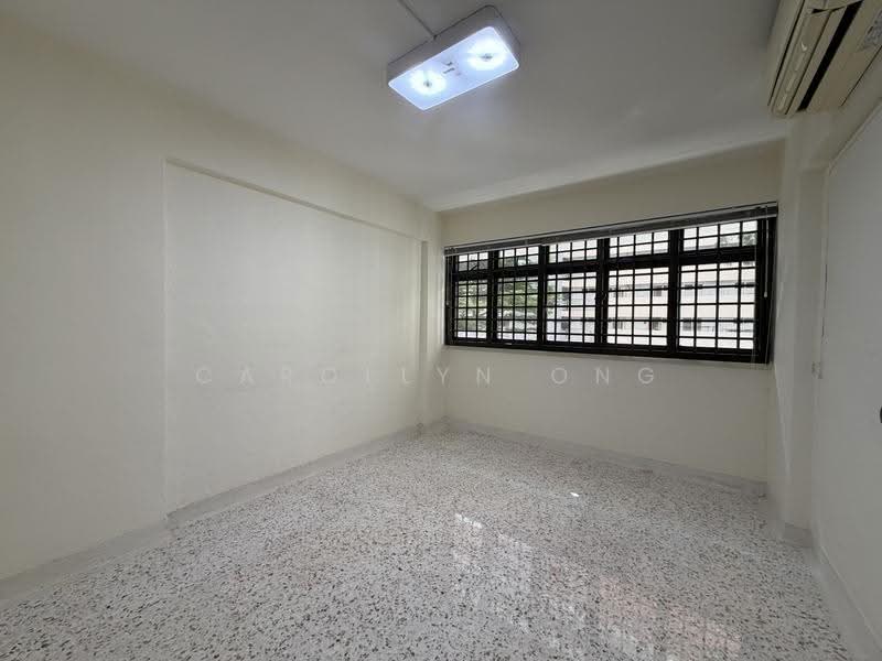 15 Ghim Moh Road, 15 Ghim Moh Road, Tanglin / Holland / Bukit Timah, 3 Bedrooms, 883 sqft, HDB Flat For Sale, by Carollyn Ong, 500274108 - Common Room - PropertyGuru.com.sg