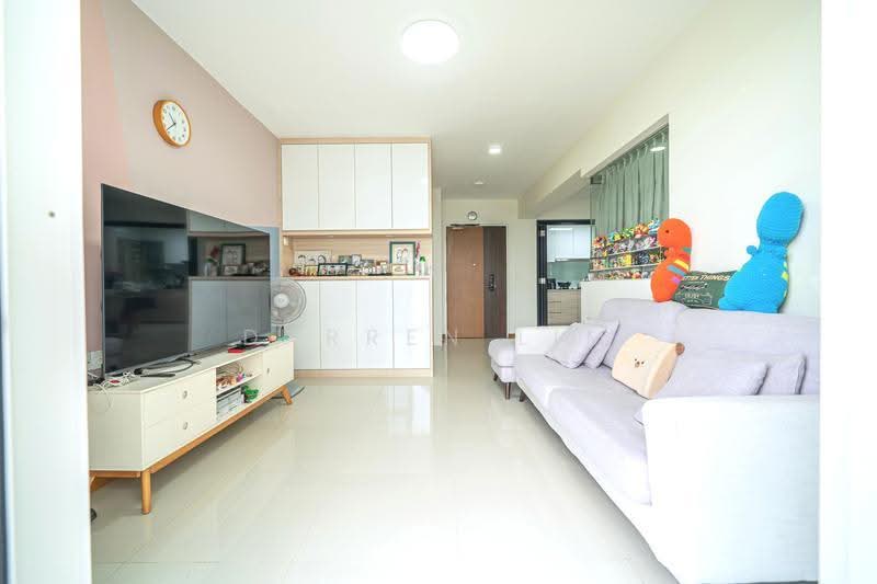 322C Sumang Walk, 322C Sumang Walk, Hougang / Punggol / Sengkang, 3 Bedrooms, 1,033 sqft, HDB Flat For Sale, by Darren Lim, 500274117 - Living Room - PropertyGuru.com.sg