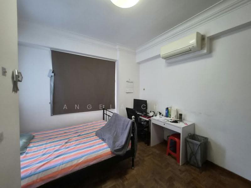 Monarchy Apartments, 51 Mandalay Road, Newton / Novena, Room Rental, 150 sqft, Apartment For Rent, by Angela Chia, 500274119 - Bedroom - PropertyGuru.com.sg