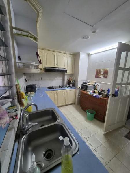 Monarchy Apartments, 51 Mandalay Road, Newton / Novena, Room Rental, 150 sqft, Apartment For Rent, by Angela Chia, 500274119 - Kitchen - PropertyGuru.com.sg
