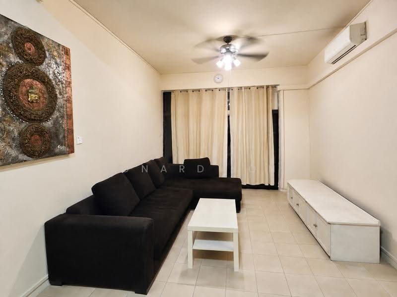 Eastern Lagoon I, 214 Upper East Coast Road, Bedok / Upper East Coast, 2 Bedrooms, 1,001 sqft, Condominium For Rent, by Leonard Yong, 500274121 - Living Room - PropertyGuru.com.sg