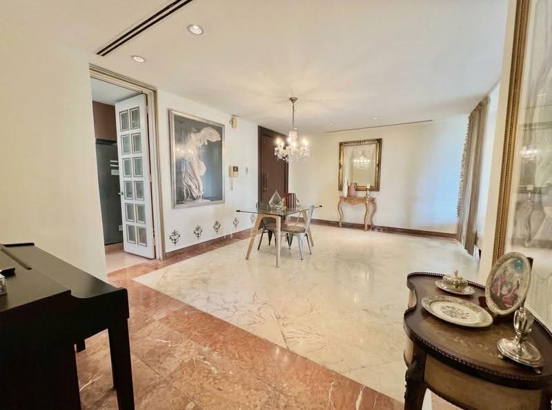 Pebble Bay, 130 Tanjong Rhu Road, East Coast / Marine Parade, 2 Bedrooms, 1,280 sqft, Condominium For Sale, by Esther Low, 500274122 - Dining room - PropertyGuru.com.sg