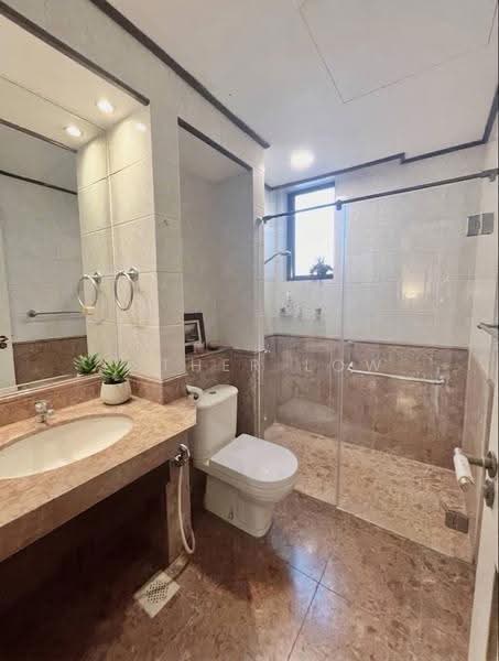 Pebble Bay, 130 Tanjong Rhu Road, East Coast / Marine Parade, 2 Bedrooms, 1,280 sqft, Condominium For Sale, by Esther Low, 500274122 - Common bathroom - PropertyGuru.com.sg
