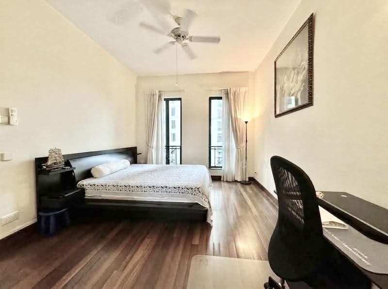 Pebble Bay, 130 Tanjong Rhu Road, East Coast / Marine Parade, 2 Bedrooms, 1,280 sqft, Condominium For Sale, by Esther Low, 500274122 - Master Bedroom - PropertyGuru.com.sg