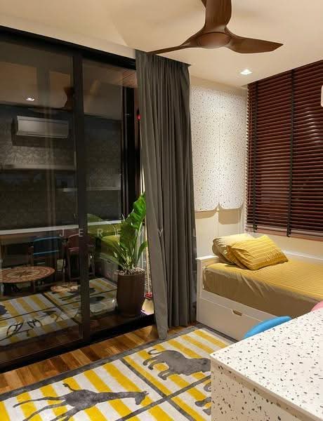Serangoon Garden Estate, Burghley Drive, Hougang / Punggol / Sengkang, 6 Bedrooms, 4,500 sqft, Semi-Detached House For Rent, by Jeremy Liew, 500274137 - Bedroom - PropertyGuru.com.sg
