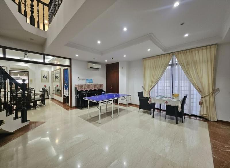 LANDED7772@2 sty Detached with attic mrt 2mins walk, Jalan sayang, selamat, eunos, kembagan, Eunos / Geylang / Paya Lebar, 5 Bedrooms, 5,000 sqft, Detached House For Sale, by Dominic Chua, 500274138 - Living Room - PropertyGuru.com.sg