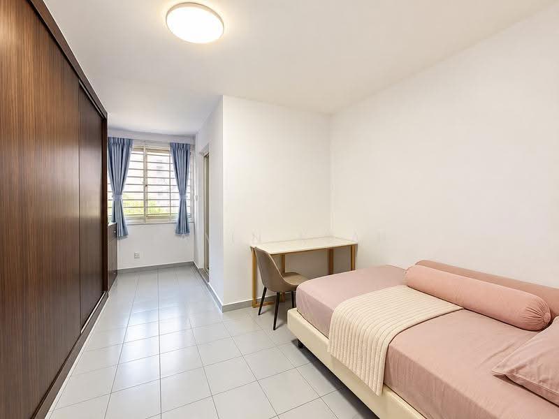 727 Jurong West Avenue 5, 727 Jurong West Avenue 5, Boon Lay / Jurong / Tuas, 3 Bedrooms, 1,119 sqft, HDB Flat For Sale, by Kavin Kuah, 500274140 - Bedroom - PropertyGuru.com.sg