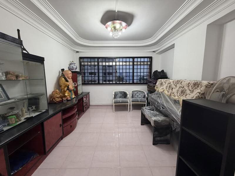 94C Bedok North Avenue 4, 94C Bedok North Avenue 4, Bedok / Upper East Coast, 3 Bedrooms, 1,539 sqft, HDB Flat For Rent, by Benson Yew, 500274141 - Living Room - PropertyGuru.com.sg