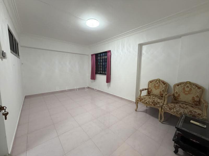 94C Bedok North Avenue 4, 94C Bedok North Avenue 4, Bedok / Upper East Coast, 3 Bedrooms, 1,539 sqft, HDB Flat For Rent, by Benson Yew, 500274141 - Master Bedroom - PropertyGuru.com.sg