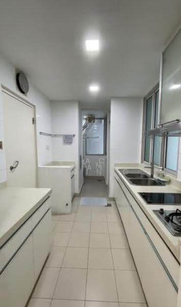 Maple Woods, 985 Bukit Timah Road, Clementi Park / Upper Bukit Timah, Room Rental, 230 sqft, Condominium For Rent, by Grace Dai, 500274156 - Kitchen - PropertyGuru.com.sg