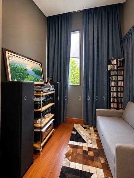 Avant Parc, Wak Hassan Place, Sembawang / Yishun, 5 Bedrooms, 4,467 sqft, Terraced House For Sale, by Connie Boey, 500274157 - Bedroom/ Music Room - PropertyGuru.com.sg