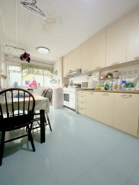 648 Ang Mo Kio Avenue 5, 648 Ang Mo Kio Avenue 5, Ang Mo Kio / Bishan / Thomson, 3 Bedrooms, 1,302 sqft, HDB Flat For Sale, by Jensen Toh 卓新智, 500274159 - Kitchen - PropertyGuru.com.sg