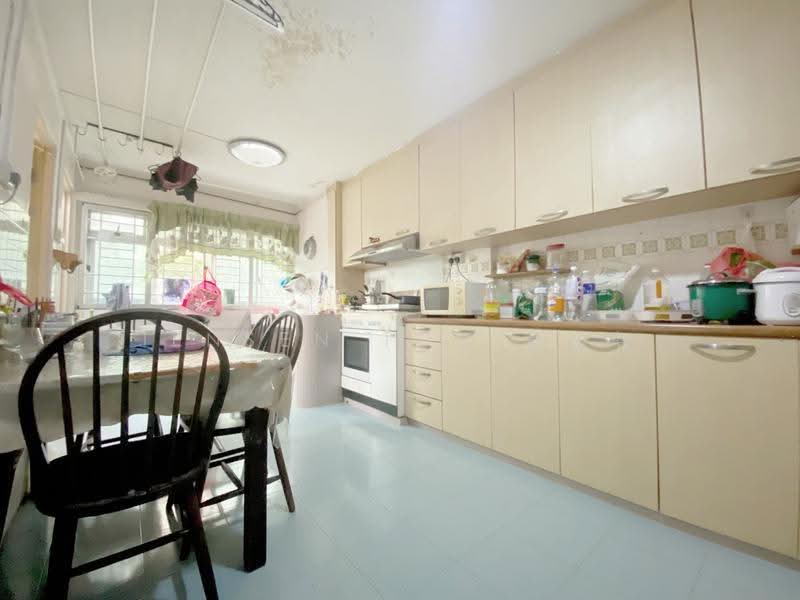 648 Ang Mo Kio Avenue 5, 648 Ang Mo Kio Avenue 5, Ang Mo Kio / Bishan / Thomson, 3 Bedrooms, 1,302 sqft, HDB Flat For Sale, by Jensen Toh 卓新智, 500274159 - Kitchen - PropertyGuru.com.sg