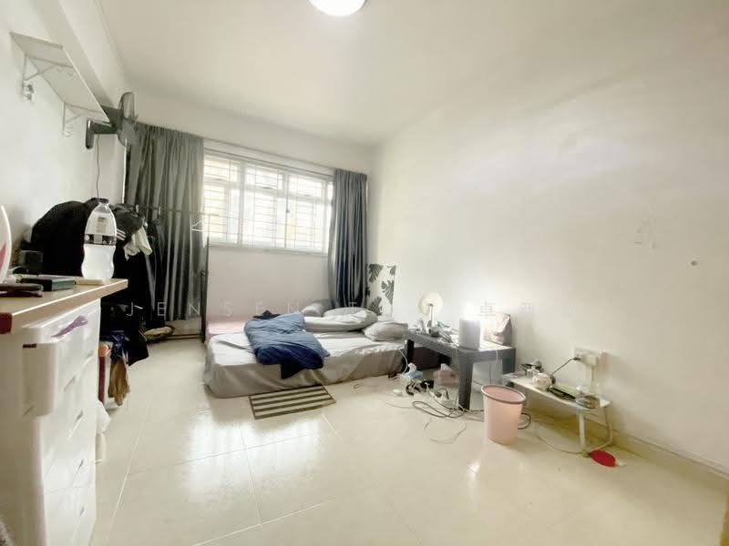 648 Ang Mo Kio Avenue 5, 648 Ang Mo Kio Avenue 5, Ang Mo Kio / Bishan / Thomson, 3 Bedrooms, 1,302 sqft, HDB Flat For Sale, by Jensen Toh 卓新智, 500274159 - Bedroom - PropertyGuru.com.sg
