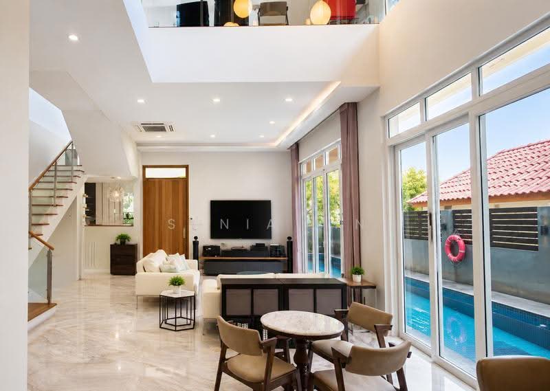 Luxury Semi D 3.5 storey Rebuilt with Pool and Lift in Siglap. 1km to Tao Nan, East Coast Road, Marine Parade Road, Jalan Buloh Perindu, East Coast / Marine Parade, 7 Bedrooms, 7,500 sqft, Semi-Detached House For Sale, by Sonia Lin, 500274167 - Living Room - PropertyGuru.com.sg