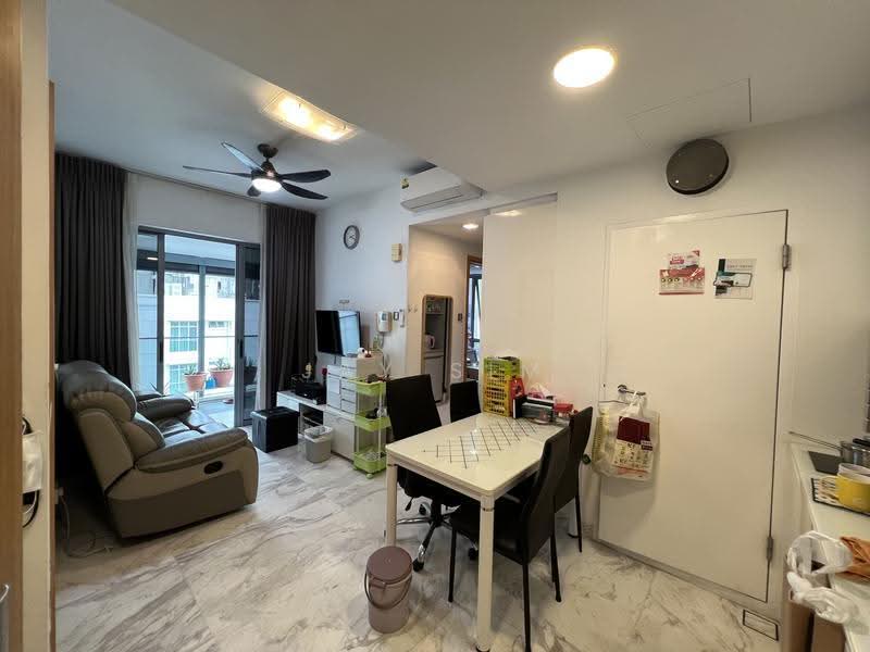 Luma, 6 River Valley Grove, Orchard / River Valley, 2 Bedrooms, 743 sqft, Condominium For Sale, by Jay Sim, 500274173 - Living Room - PropertyGuru.com.sg