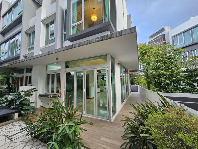 Cabana, 147 Sunrise Terrace, Seletar / Yio Chu Kang, 4 Bedrooms, 3,154 sqft, Cluster House For Sale, by Eric Lee, 500274177 - Exterior - PropertyGuru.com.sg